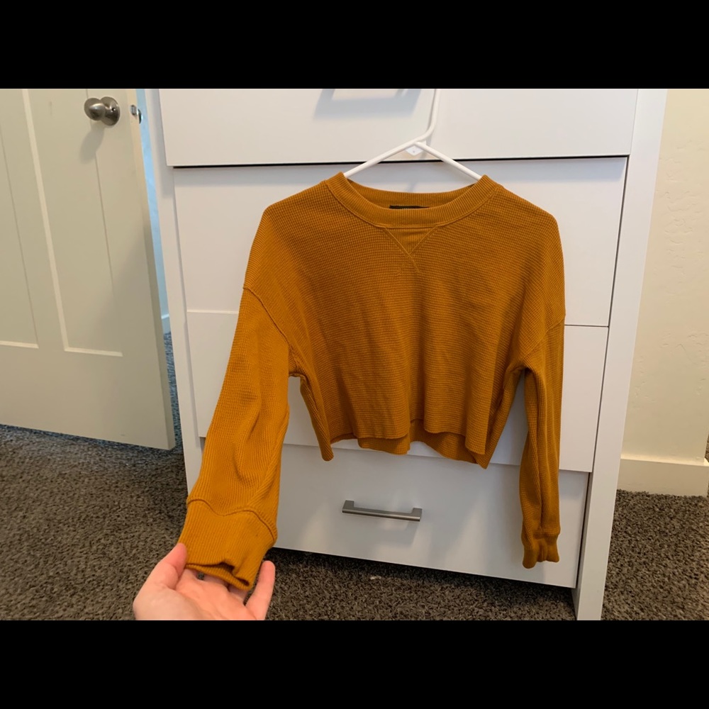 Crop sweater
